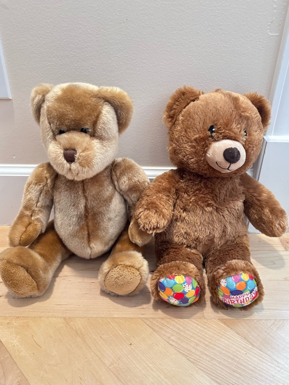BUILD-A-BEAR Bundle of 2 retired Bears! Perfect Used Condition Birthday Bear WOW